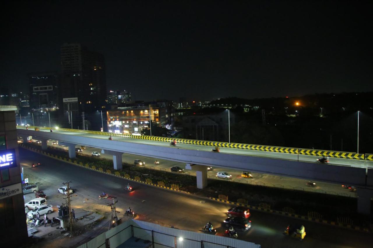 Skyview Suites Hyderabad Luaran gambar